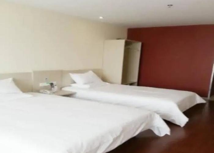 Hanting Hotel (Xinxiang Pingyuan Road)