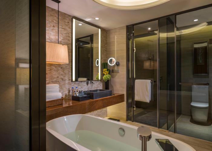 HUALUXE Hotels & Resorts Yangjiang City Center