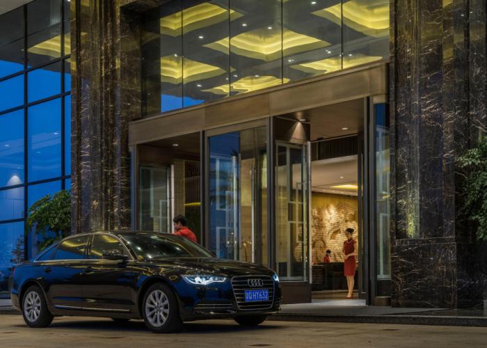 HUALUXE Hotels & Resorts Yangjiang City Center