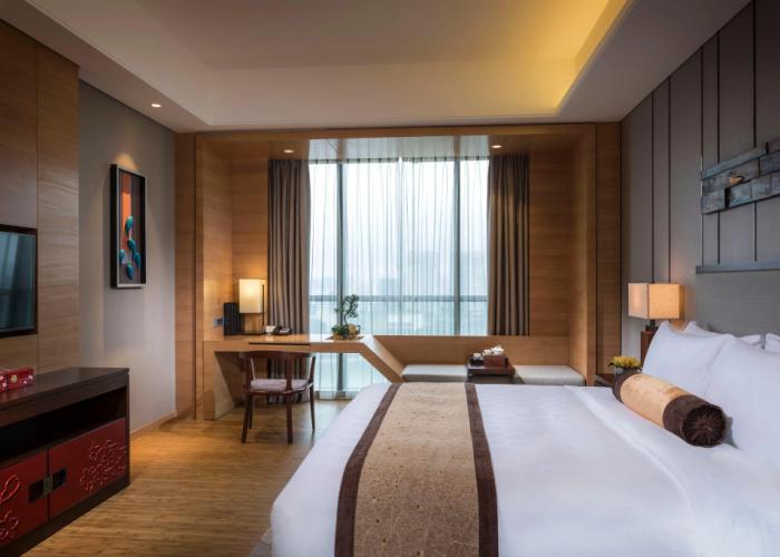 HUALUXE Hotels & Resorts Yangjiang City Center