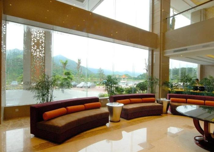 East Lake International Hotel