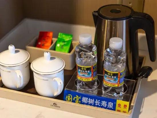 Wanning Wanyi Yujing Hotel (Wanning People's Hospital)