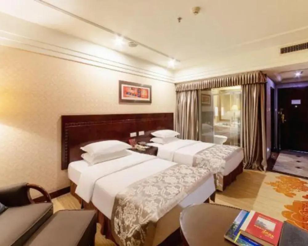 фото Forest Hotel Zunyi