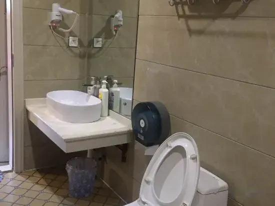 Fenggang Gutian Hotel