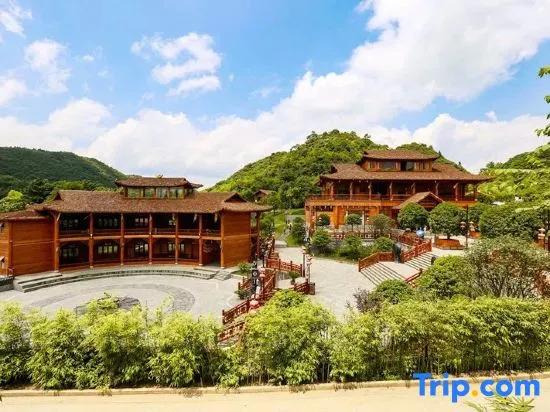 Tongzi Xincheng Hotel