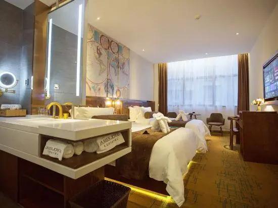 James Joyce Coffetel (Zunyi Bozhou Nanbai)