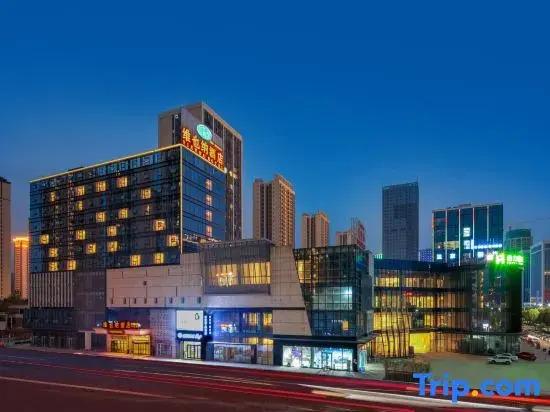 Vienna Hotel (Zunyi Xinpu Riyuexingcheng Branch)