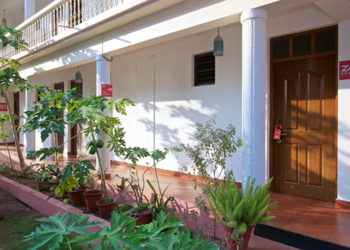 Anjuna Pebbles Guest House