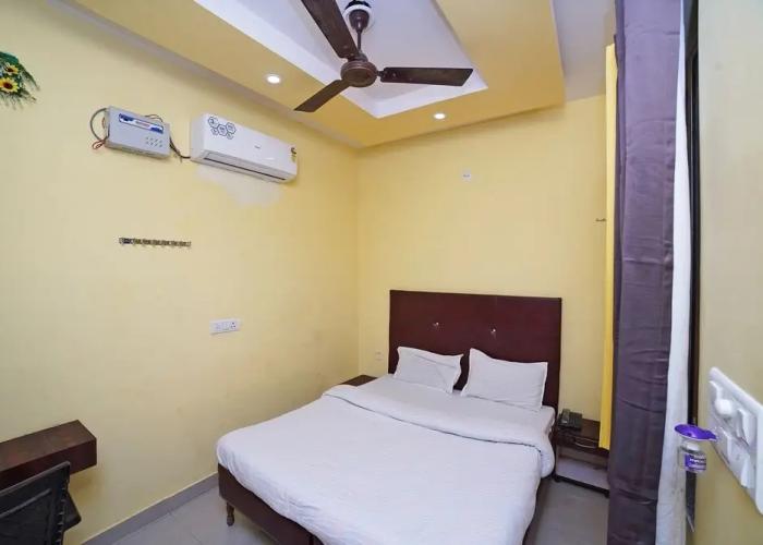 SPOT ON 39779 Hotel Rama Palace
