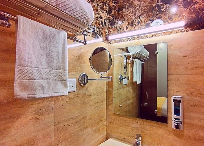 Asapian House - A Luxury Homestay at Moradabad