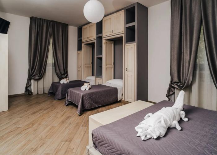 Holiday Gli Archi
