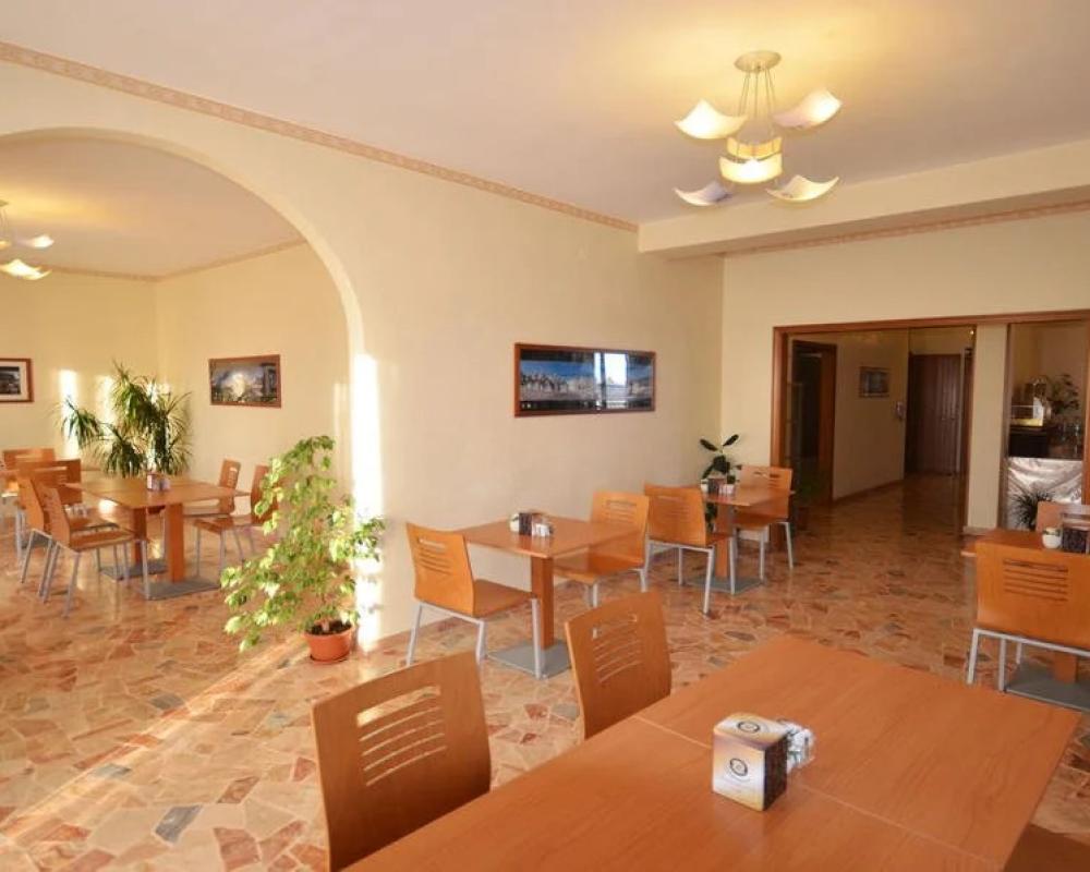 фото Hotel A-14