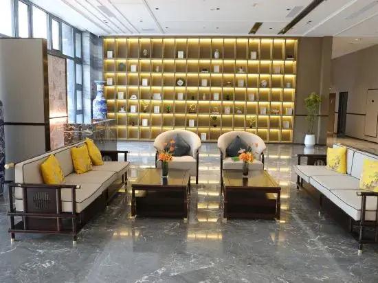 Songjin Grand Hotel (Xuchang East High-Speed Railway Station Store)