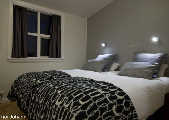 Hotel Hjarðarból