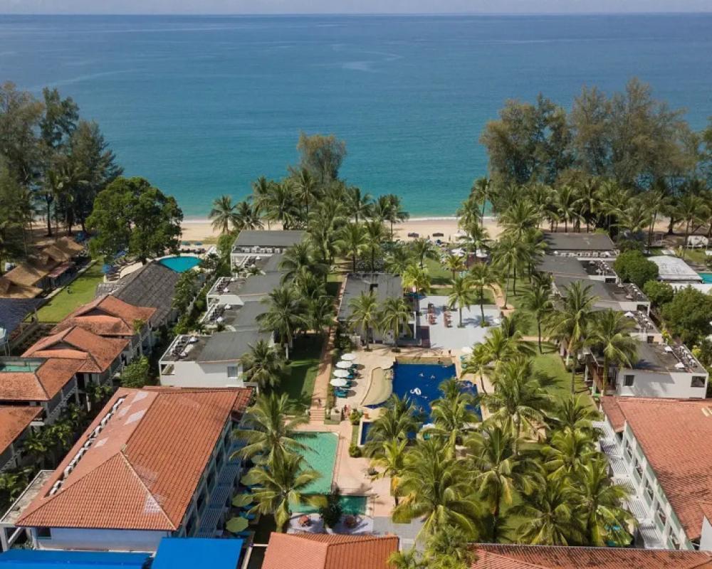 The Briza Beach Resort Khaolak