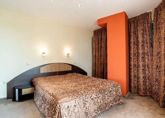 Family Hotel Sunday
