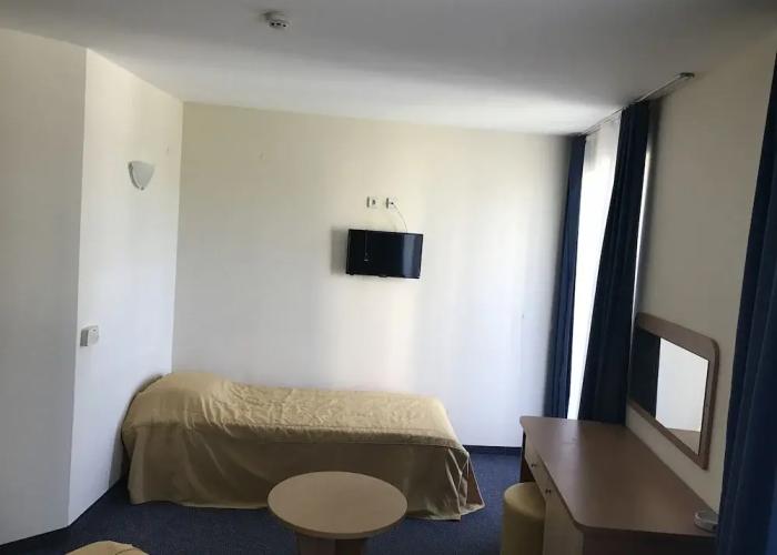 Family Hotel Sunday