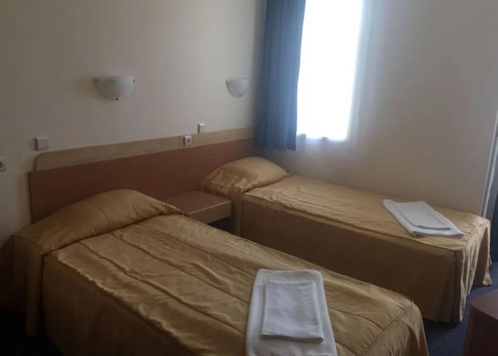 Family Hotel Sunday