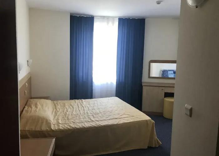 Family Hotel Sunday