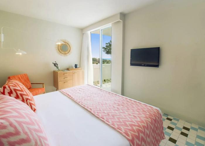 Inturotel Cala Esmeralda Beach Hotel & Spa - Adults Only