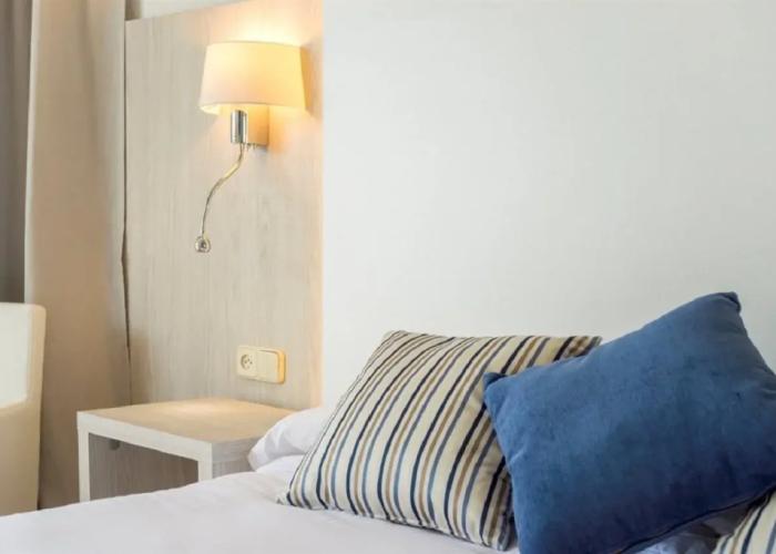 Sentido Fido Tucan - Adults Only