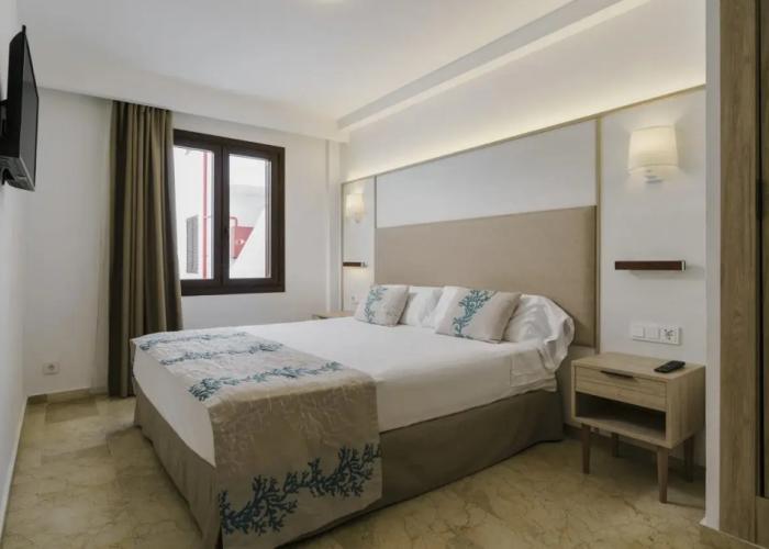 Alua Suites Las Rocas