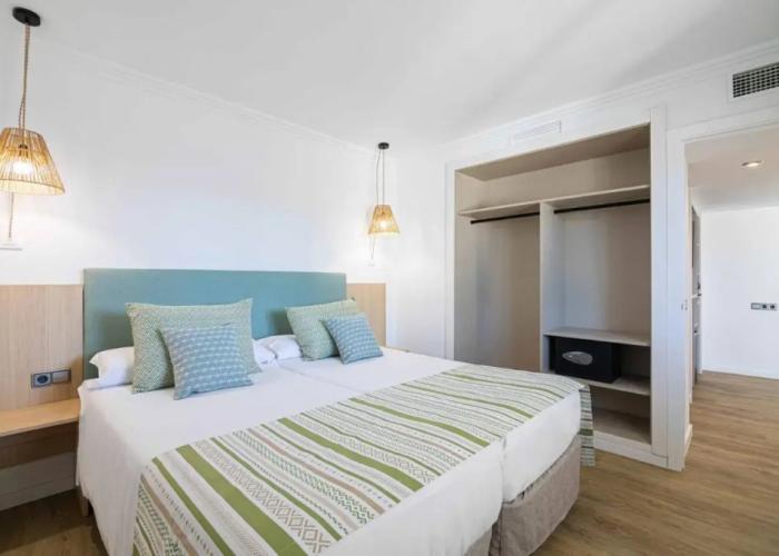 MarSenses Ferrera Blanca Hotel Family