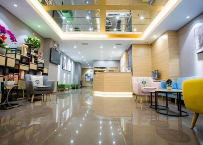Dandong Yihai Business Hotel