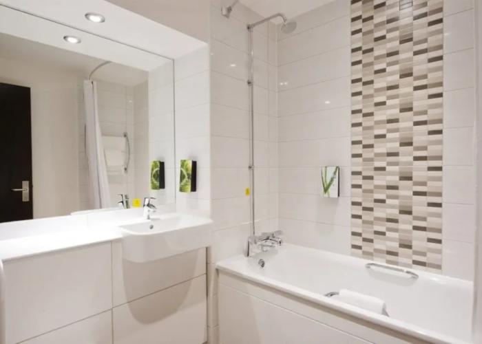 Premier Inn Bristol City Centre Lewins Mead