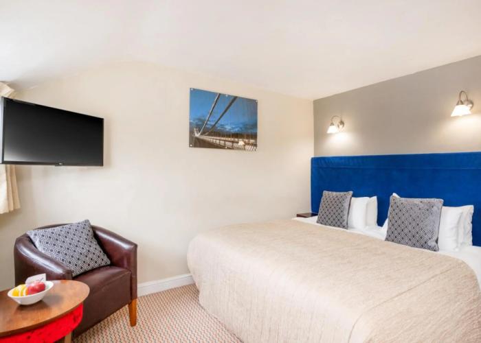 Clifton Hotel