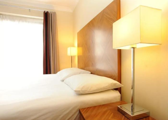 PREMIER SUITES Bristol Redcliffe
