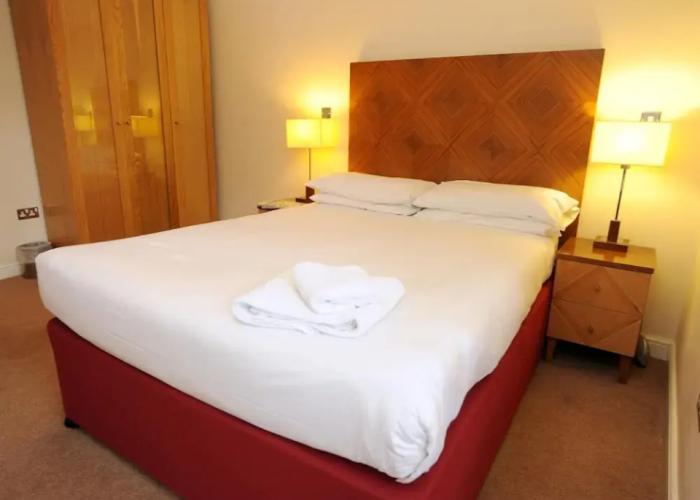 PREMIER SUITES Bristol Redcliffe