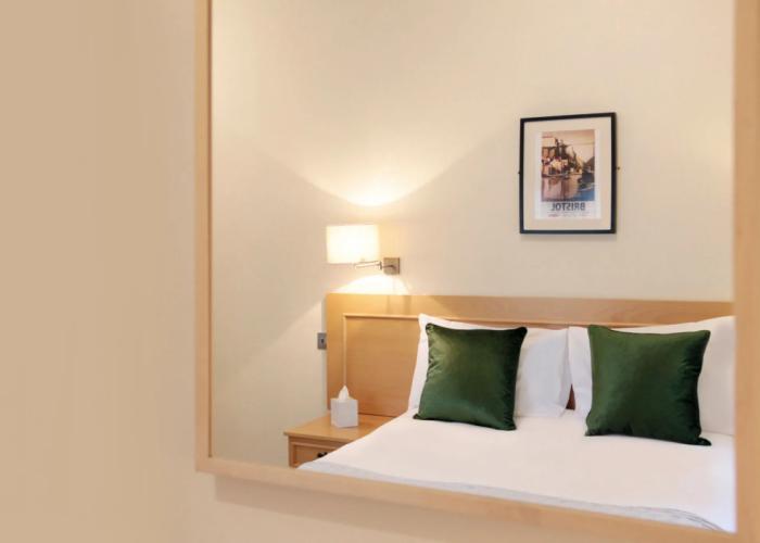 Victoria Square Hotel