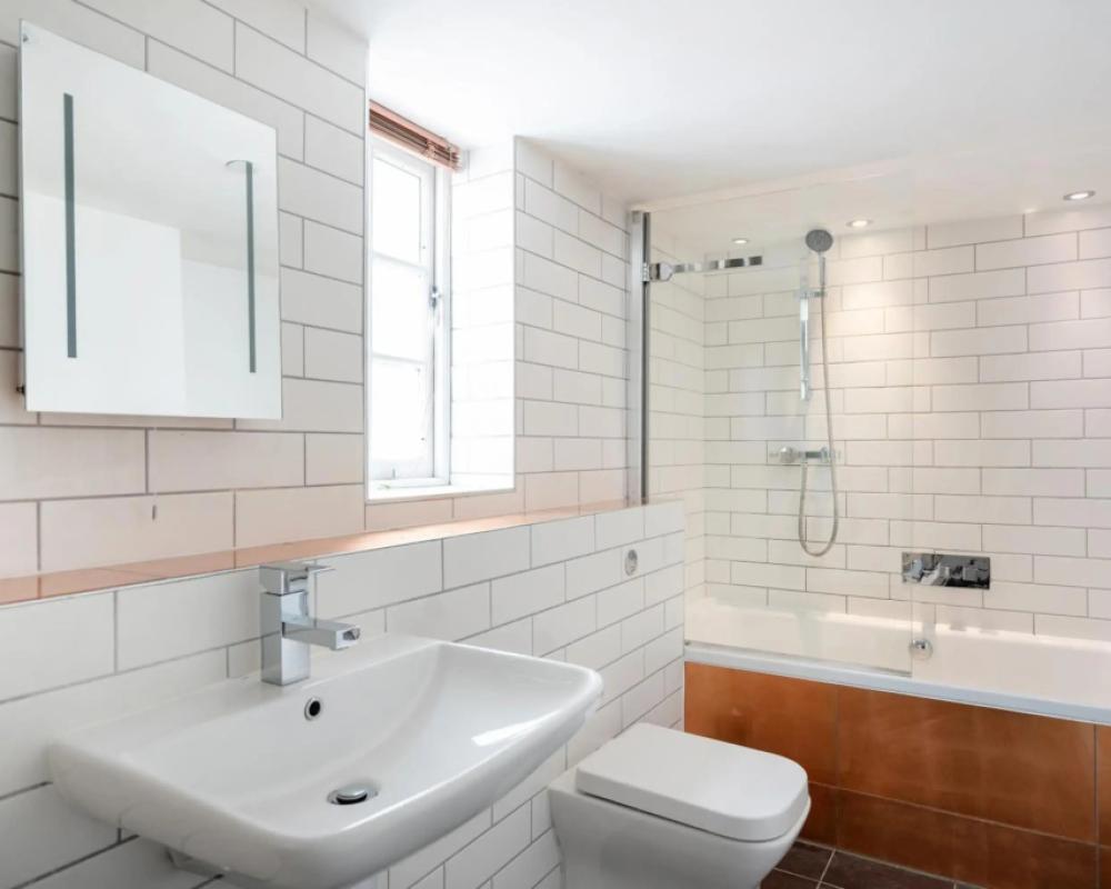фото Berkeley Square Hotel