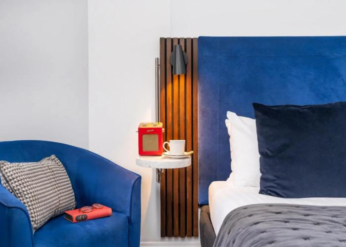Berkeley Square Hotel