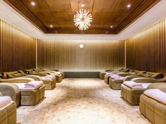 Dongtang Tianmu Narada Hot Spring Holiday Hotel