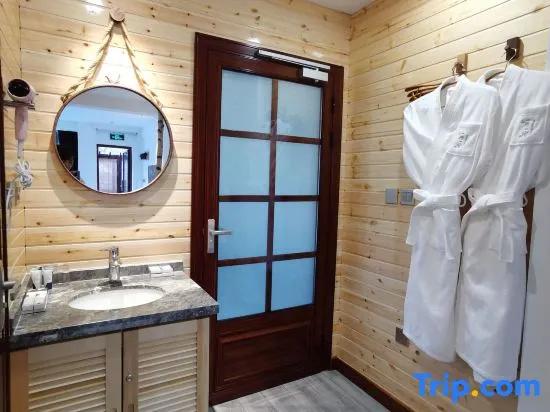 Yitang Yizhai Hot Spring Hotel