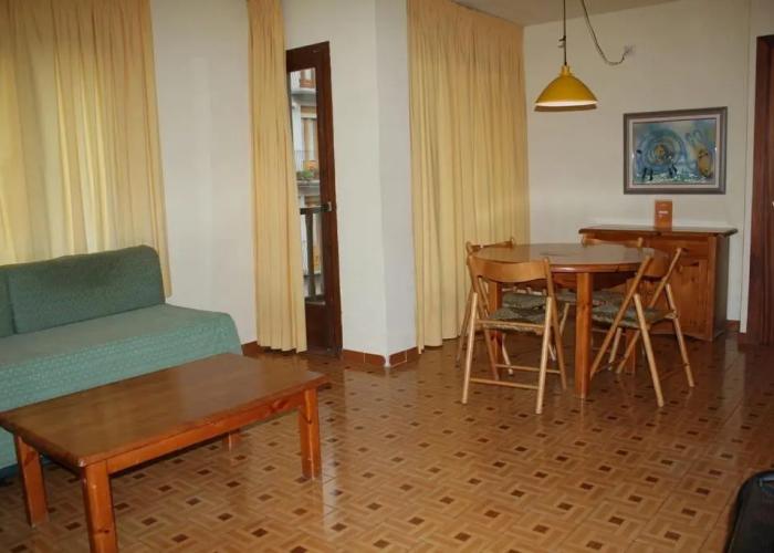 Apartamentos Pessets Adelaida