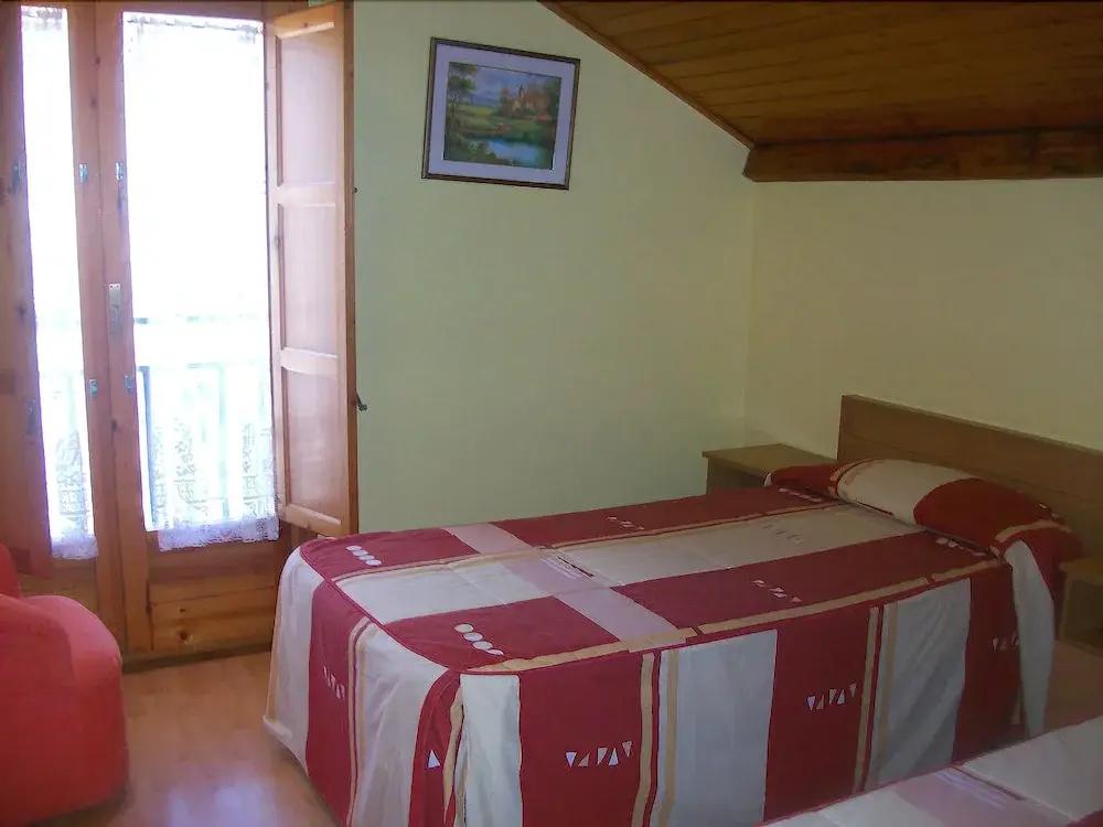 фото Hostal Can Josep