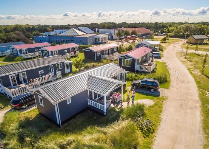 Comfortable Bungalow With Dishwasher, Near the Beach