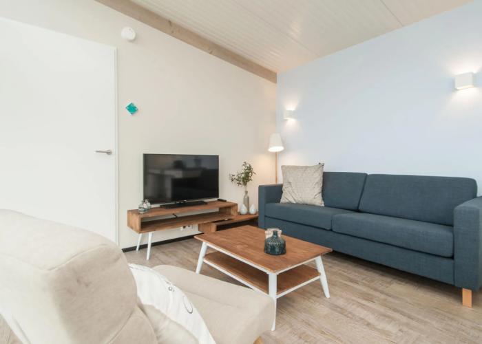 Comfortable Lodge With Dishwasher, Near the Beach