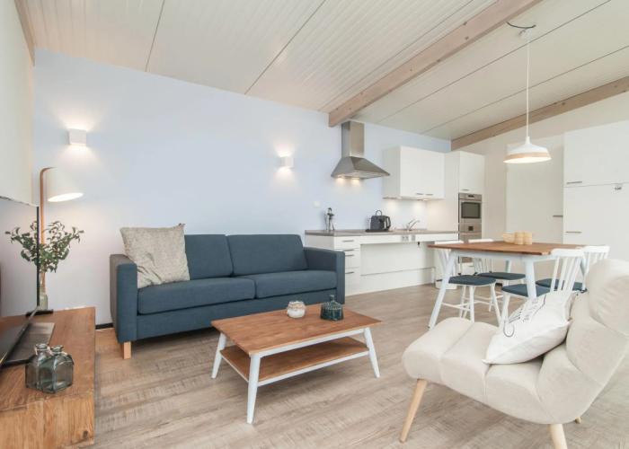 Comfortable Lodge With Dishwasher, Near the Beach