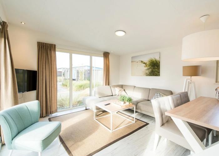 Modern Chalet With Dishwasher, Near the Beach