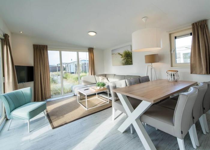 Modern Chalet With Dishwasher, Near the Beach