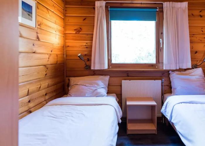 Wooden Bungalow With Dishwasher Near the Beach