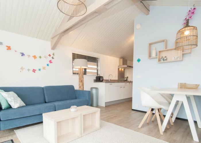 Comfortable Lodge With Hammock, Near the Beach