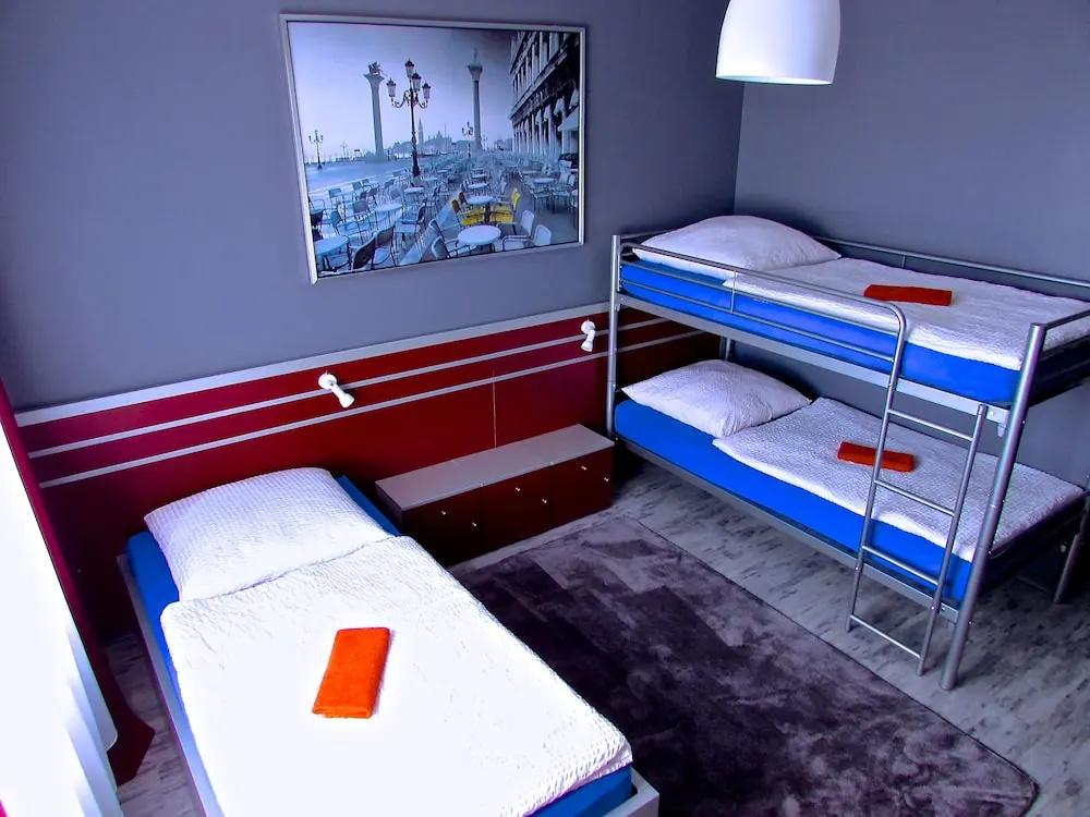 фото Hotel 108