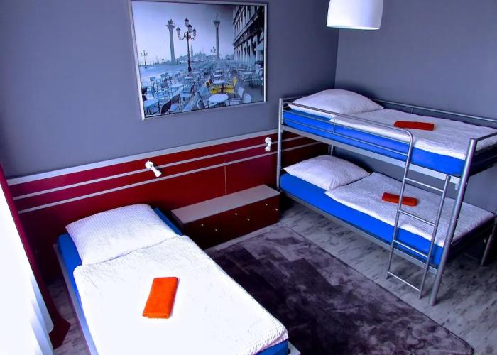 Hotel 108