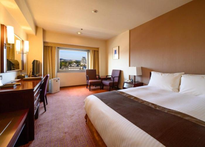 Fukuyama New Castle Hotel