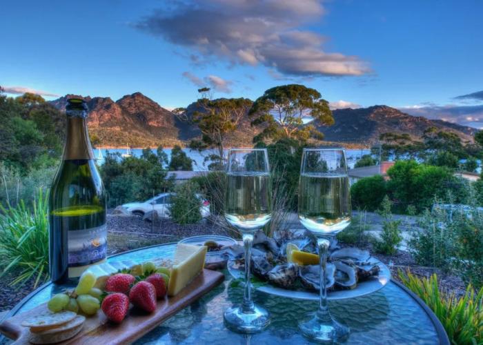 Freycinet Stone Studio 5
